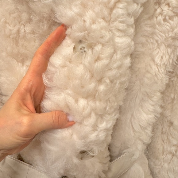 NWT REVERSIBLE LAMB FUR & SHEARLING JACKET, Ivory, size M. Relaxed/oversize fit - Picture 13 of 17